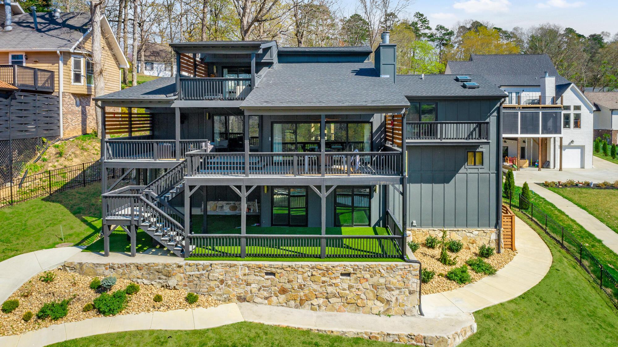 Image 4: 4910 Shoreline Drive HD-224