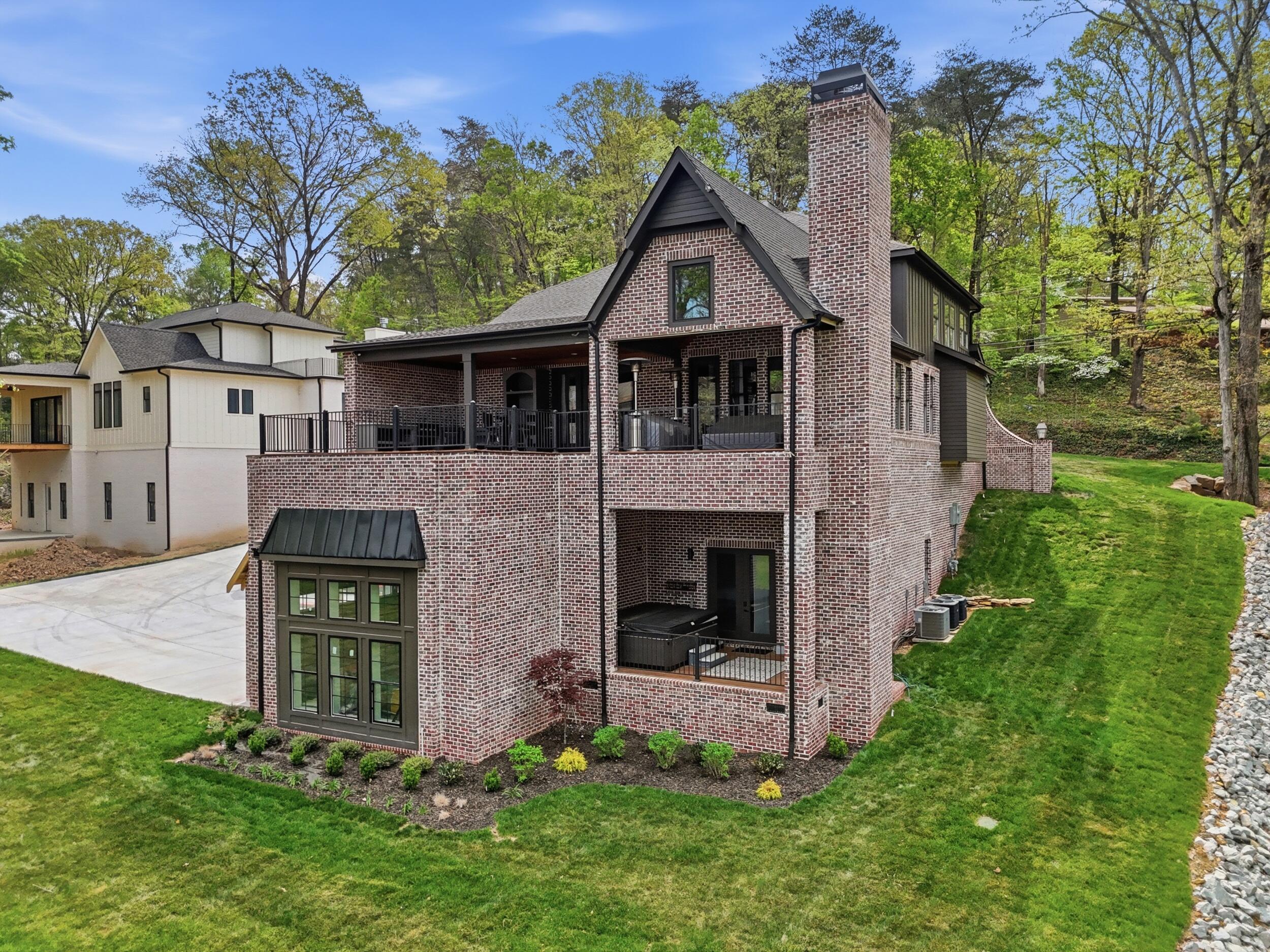 Image 3: dji_20260403234046_0833_d