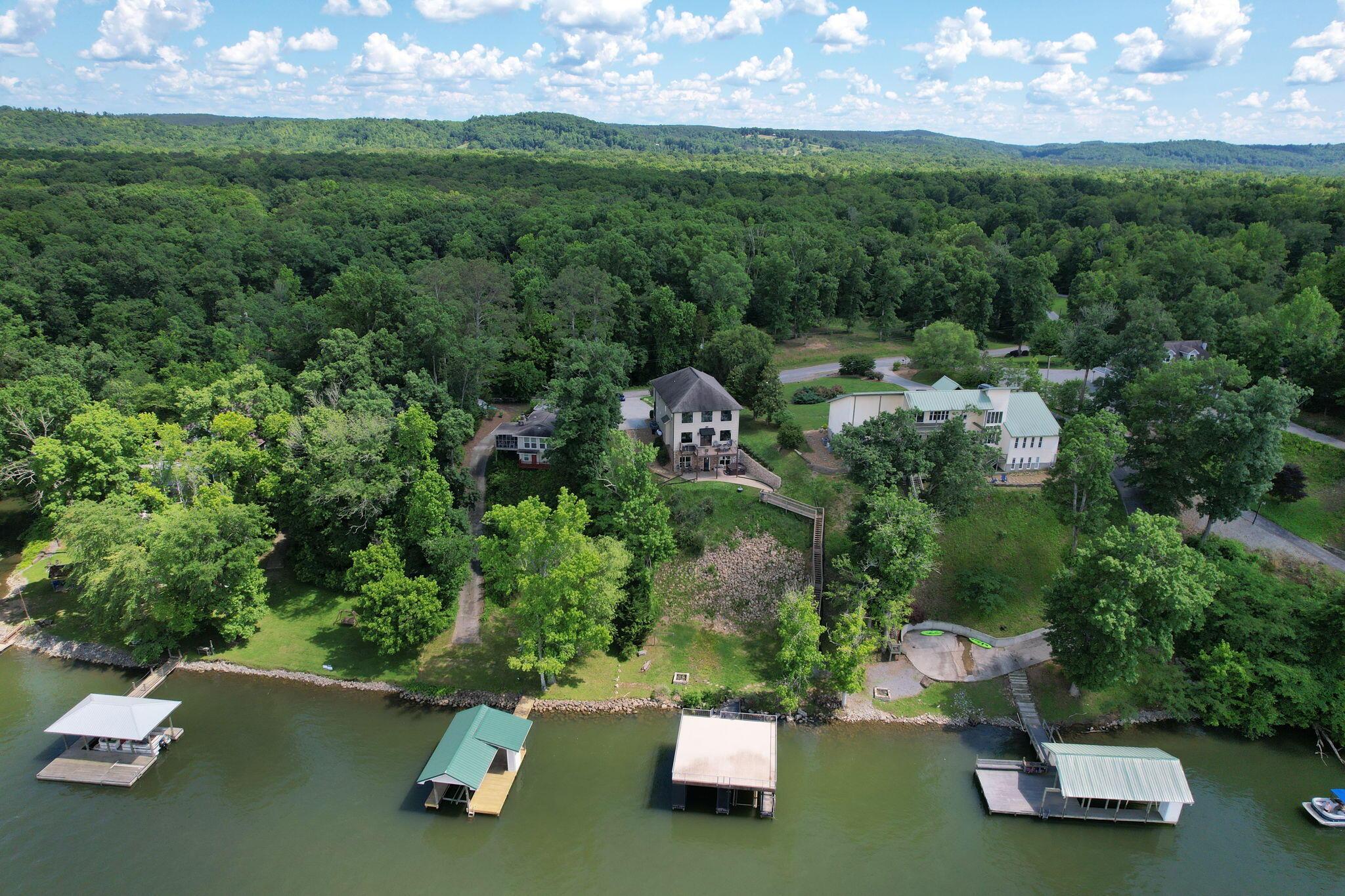 Image 4: 12-web-or-mls-DJI_0957