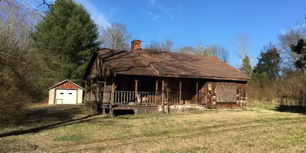 8802 Hixson Pike