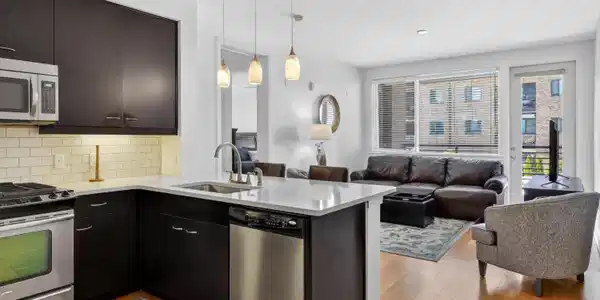 Image 2: Open Design Kitchen