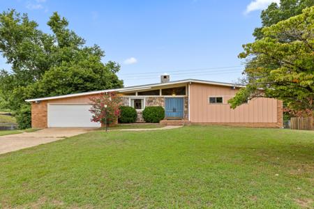 4007 Webb Rd