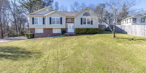 7000 Treeline Dr