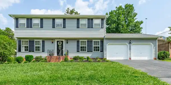 6013 Clark Rd