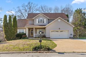 2915 Chimney Lake Cir