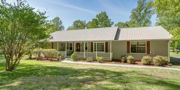2012 Linwood Cir