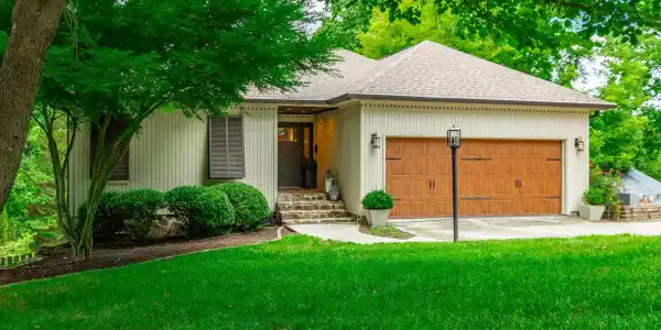 1033 Clift Cave Drive