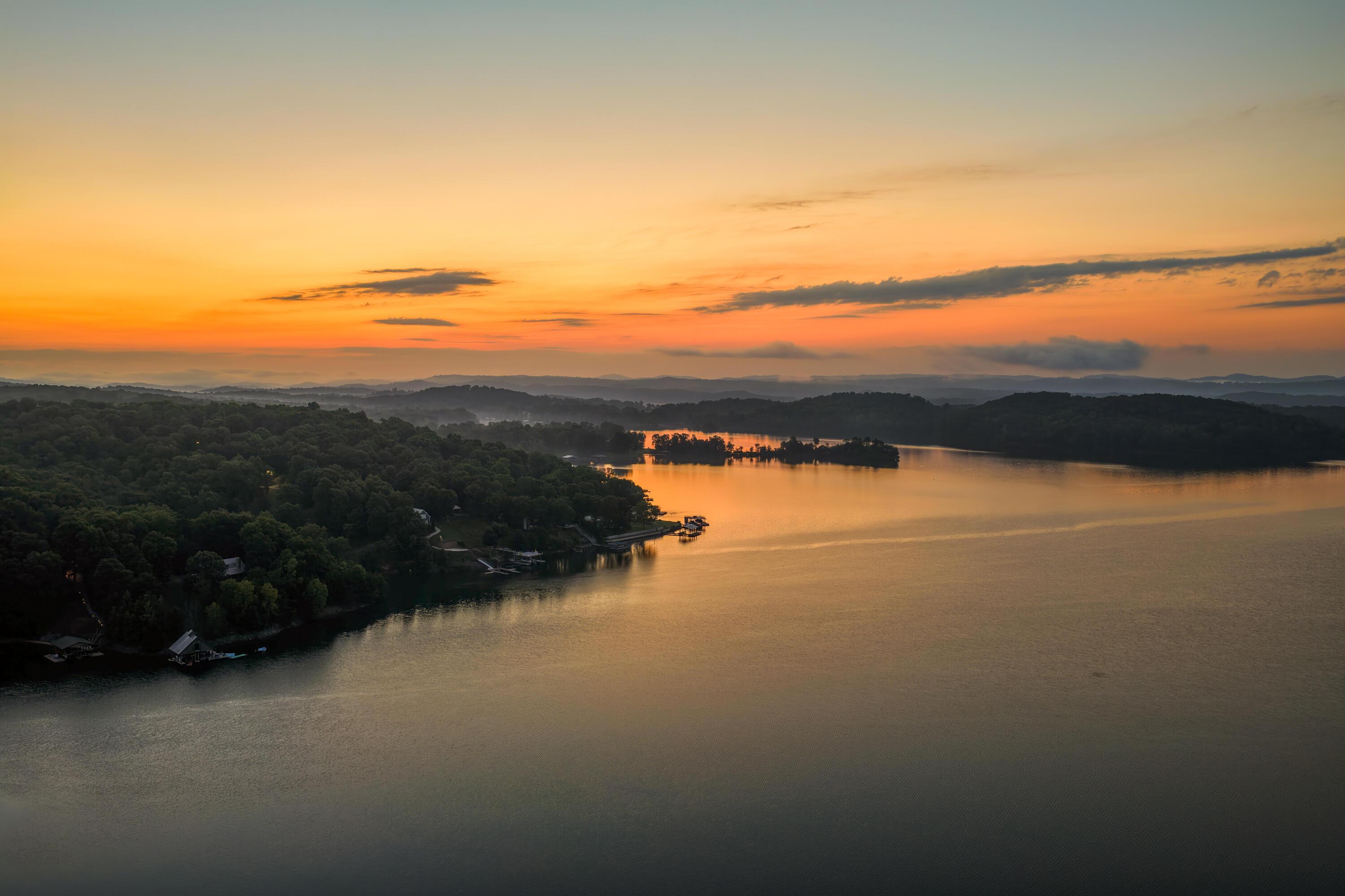 Image 2: LakesideDrone-9
