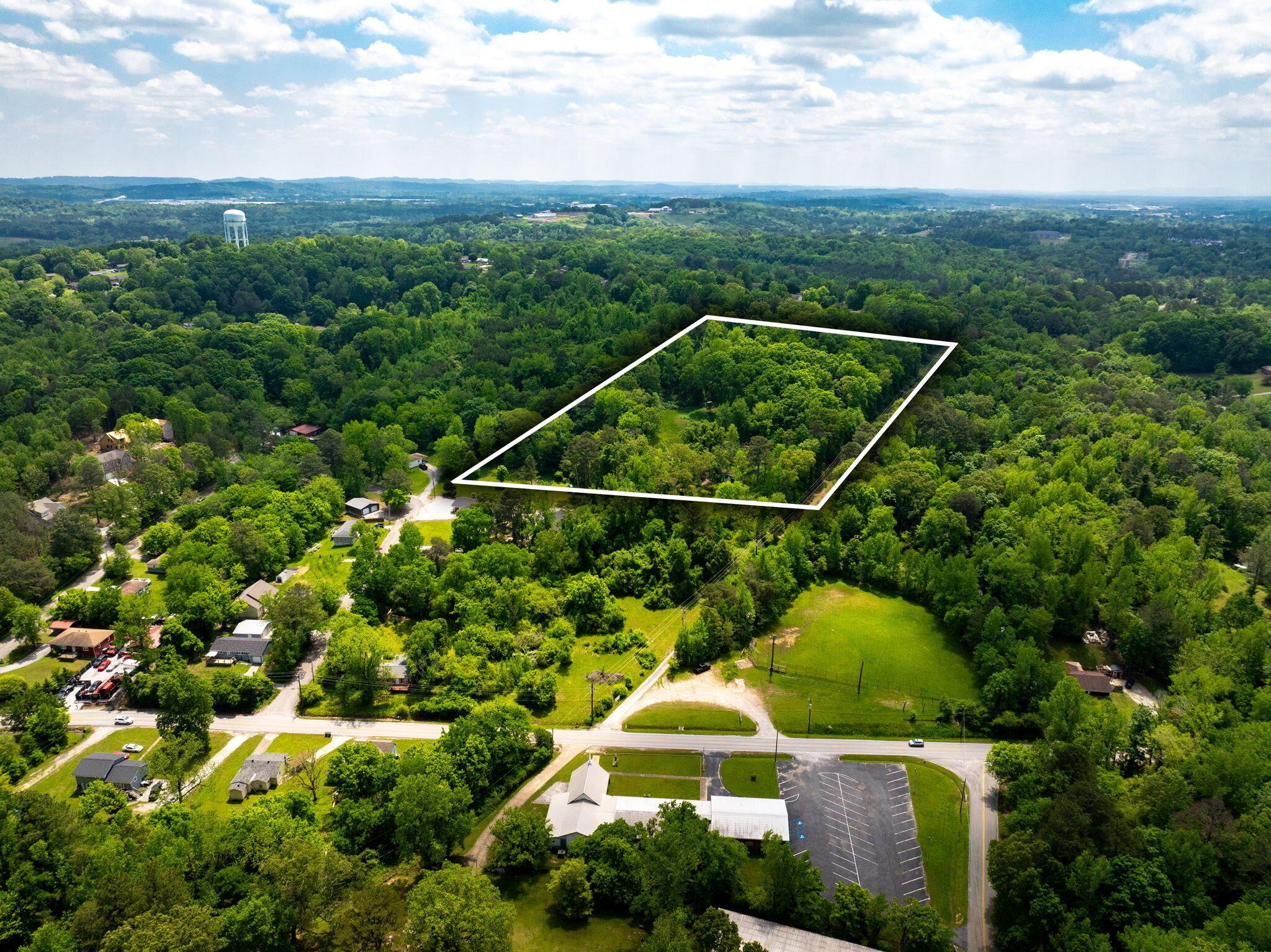 Image 1: 1-web-or-mls-DJI_20250428130127_0923_D-8