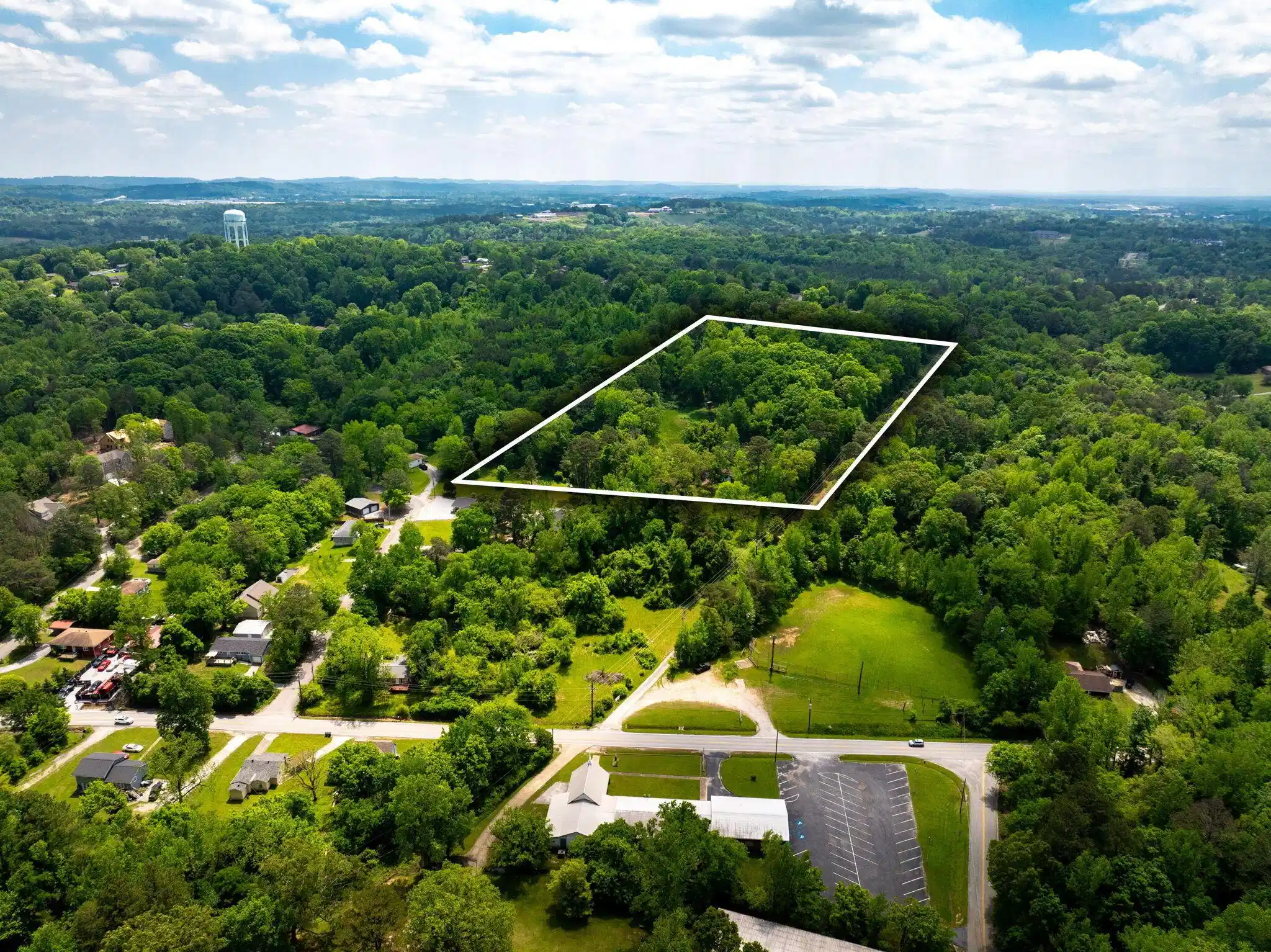 Image 1: 1-web-or-mls-DJI_20250428130127_0923_D-8