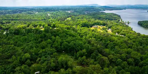 Image 4: 8-web-or-mls-DJI_20250428125035_0907_D-7