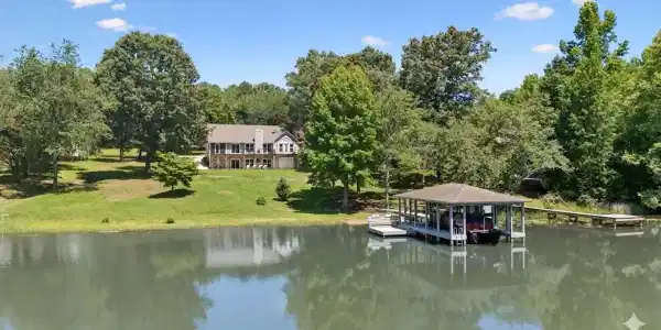 257 Mcarthur Lane