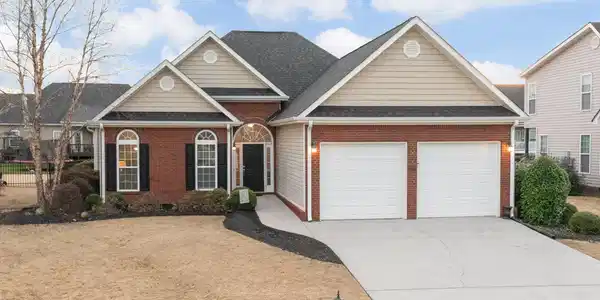 8428 Lexie Ln