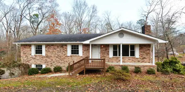 8806 Prairie Schooner Cir