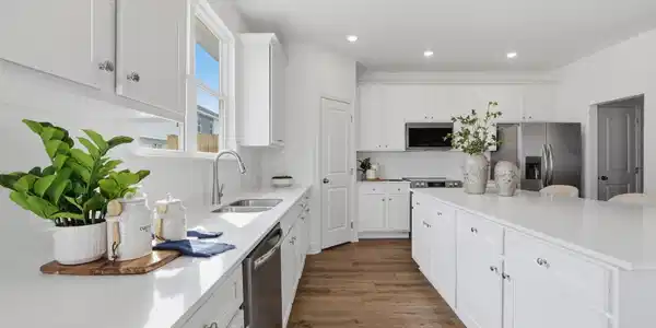 Image 2: ATL_Borough33Townhomes_Pic_Oakwood-12
