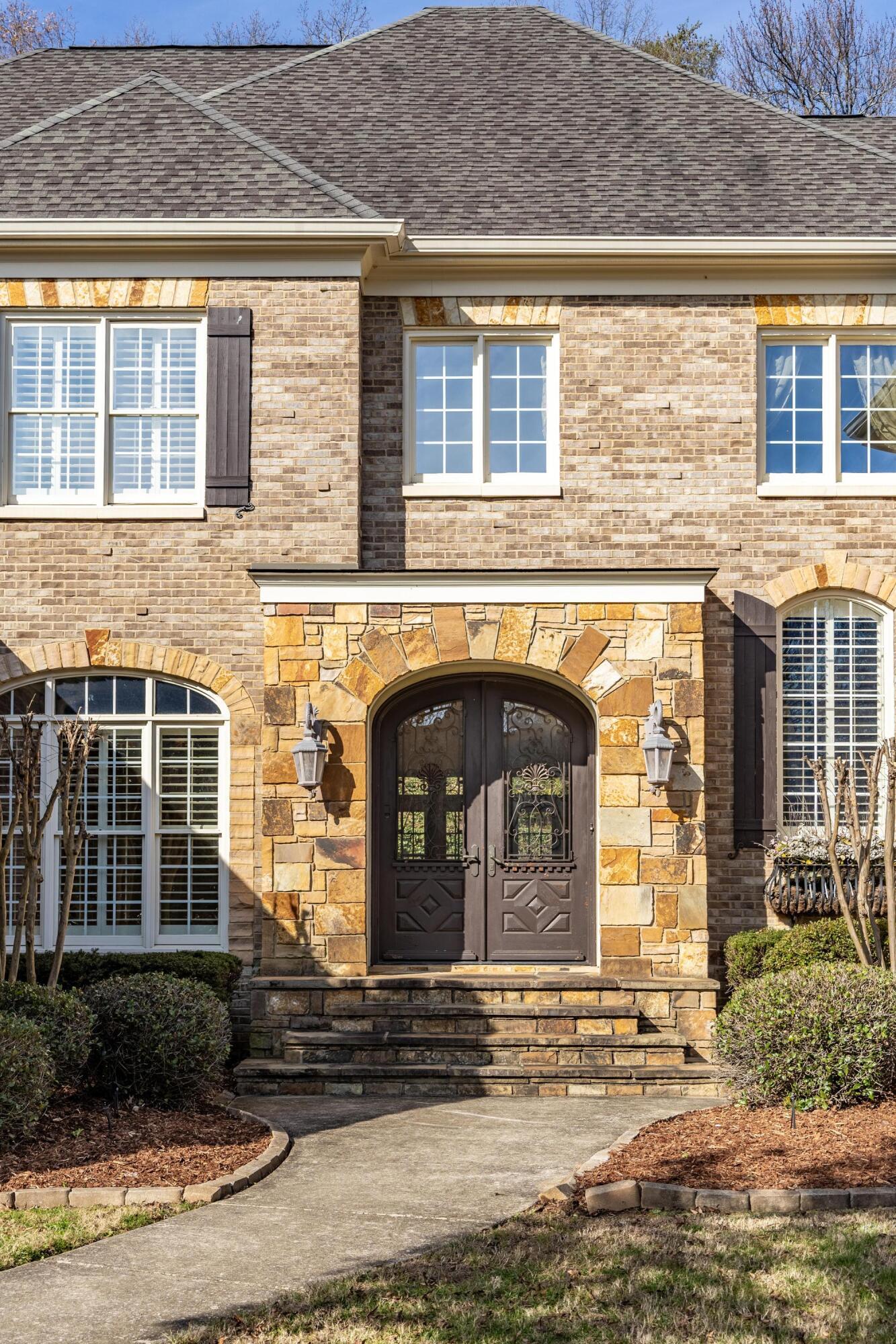 Image 4: 2025_12_December_3559_Reflecting_Dr_0003