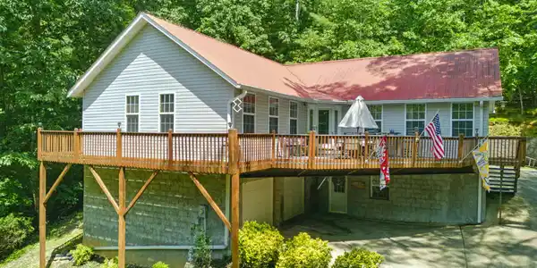 7054 Ski Club Road