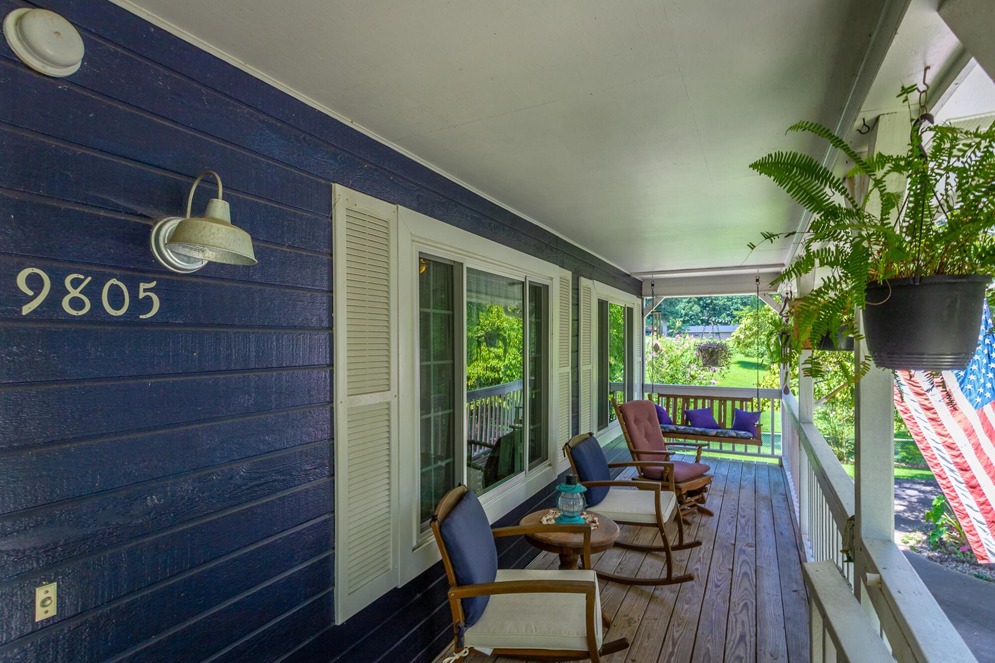 Image 2: 9805 Pearson Road HD-55