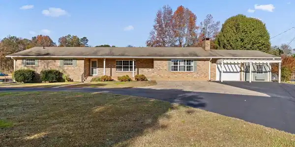 7805 Hixson Pike