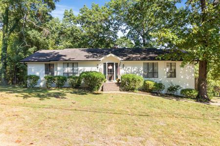 1925 Rock Bluff Road