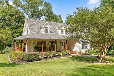 1011 Clift Cave Drive