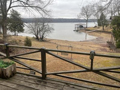 2286 N Shore Acres Road