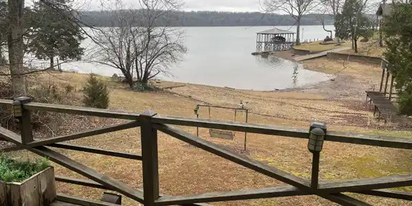 2286 N Shore Acres Road