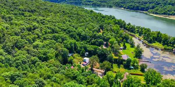 10153 Mullins Cove Road