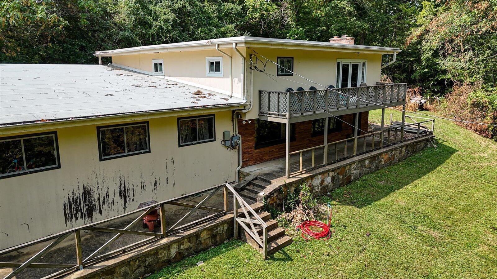 Image 2: 02-1928 Albermarle-2