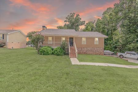 2225 Violette Drive