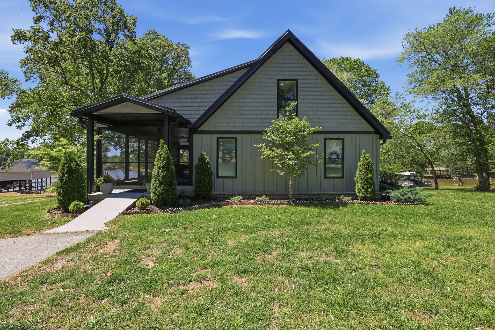 Image 1: 1-web-or-mls-302-windmill-ln