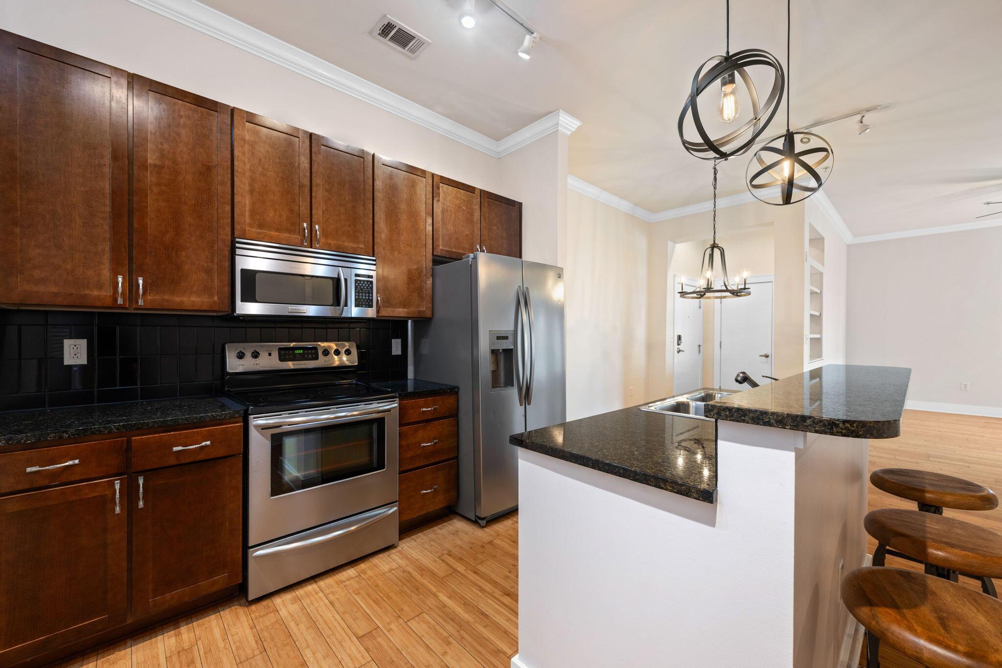 Image 3: 23-web-or-mls-DSC_0238