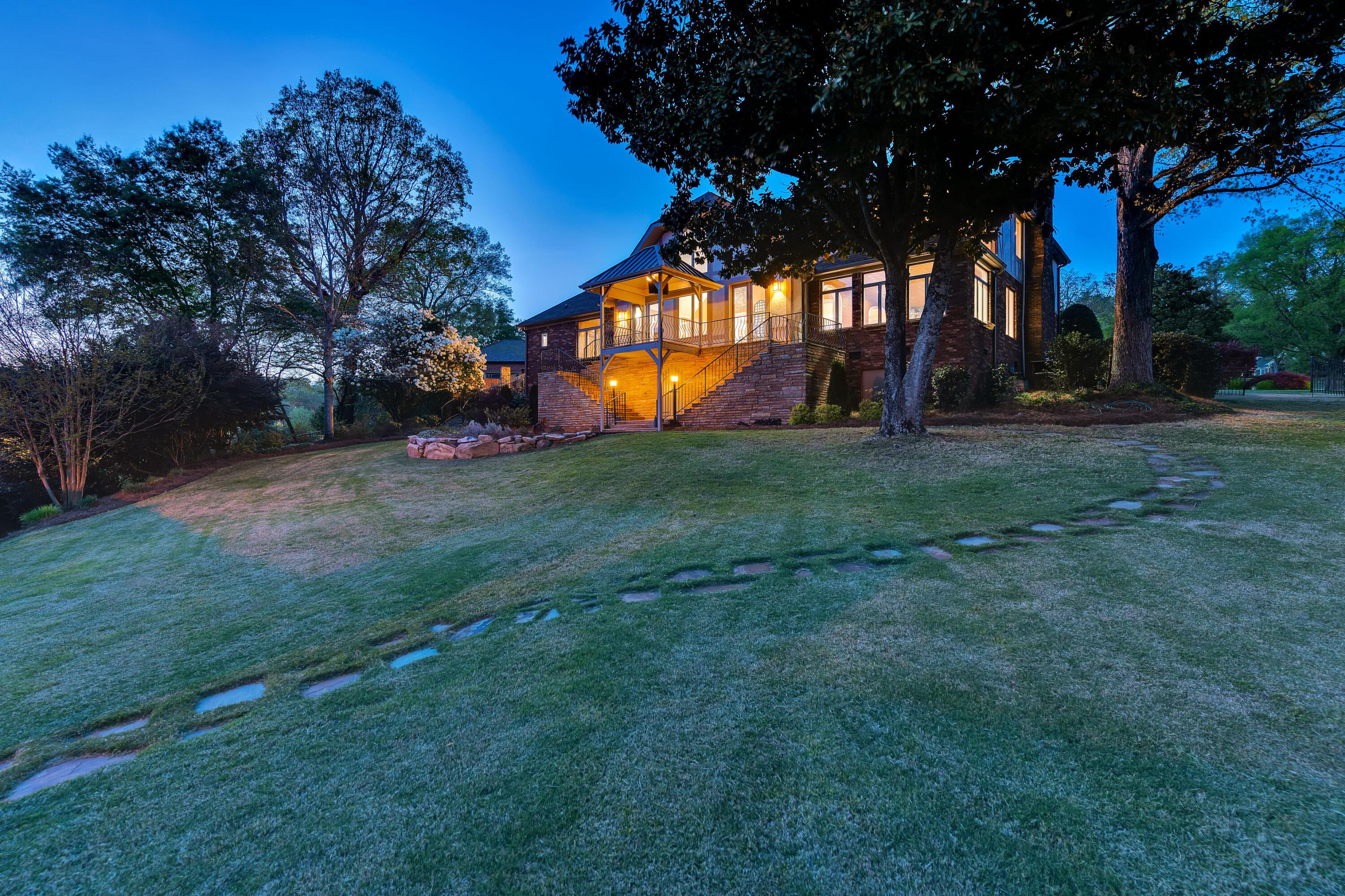 Image 2: 1502-Riverview-Oaks-Rd-High-Res-Photos-1