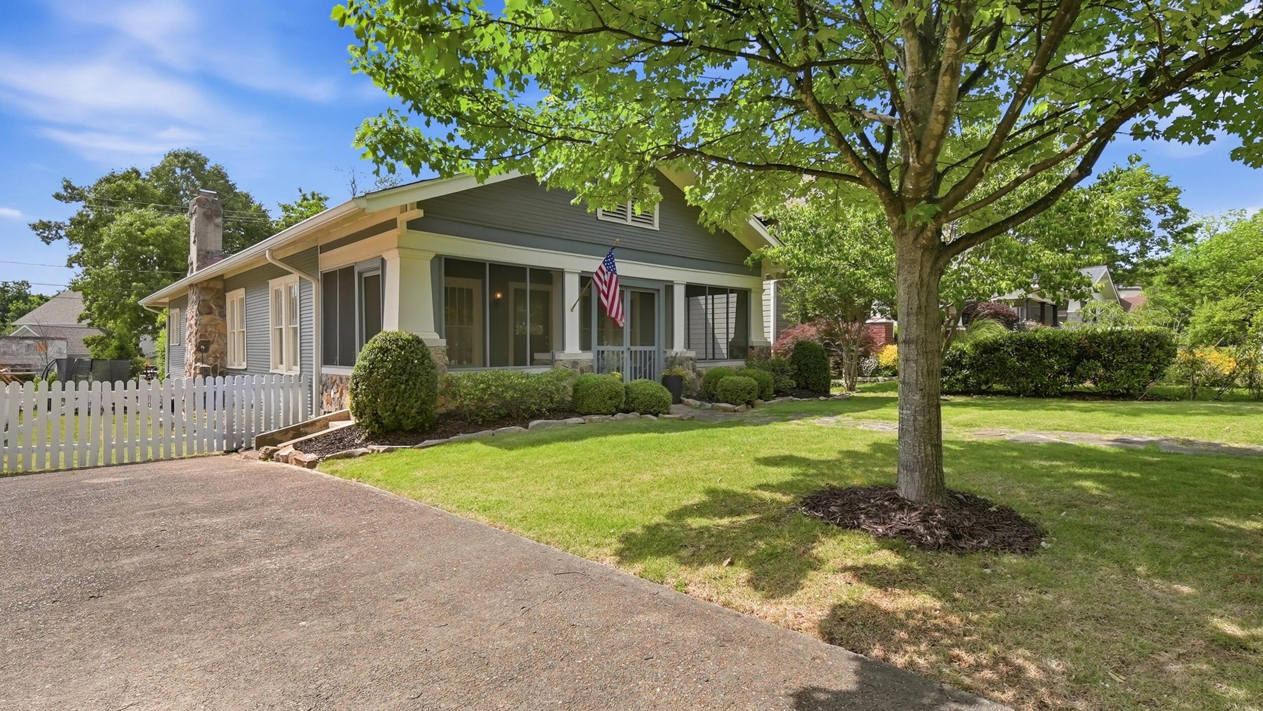 Image 2: 2_209 mcfarland ave-2
