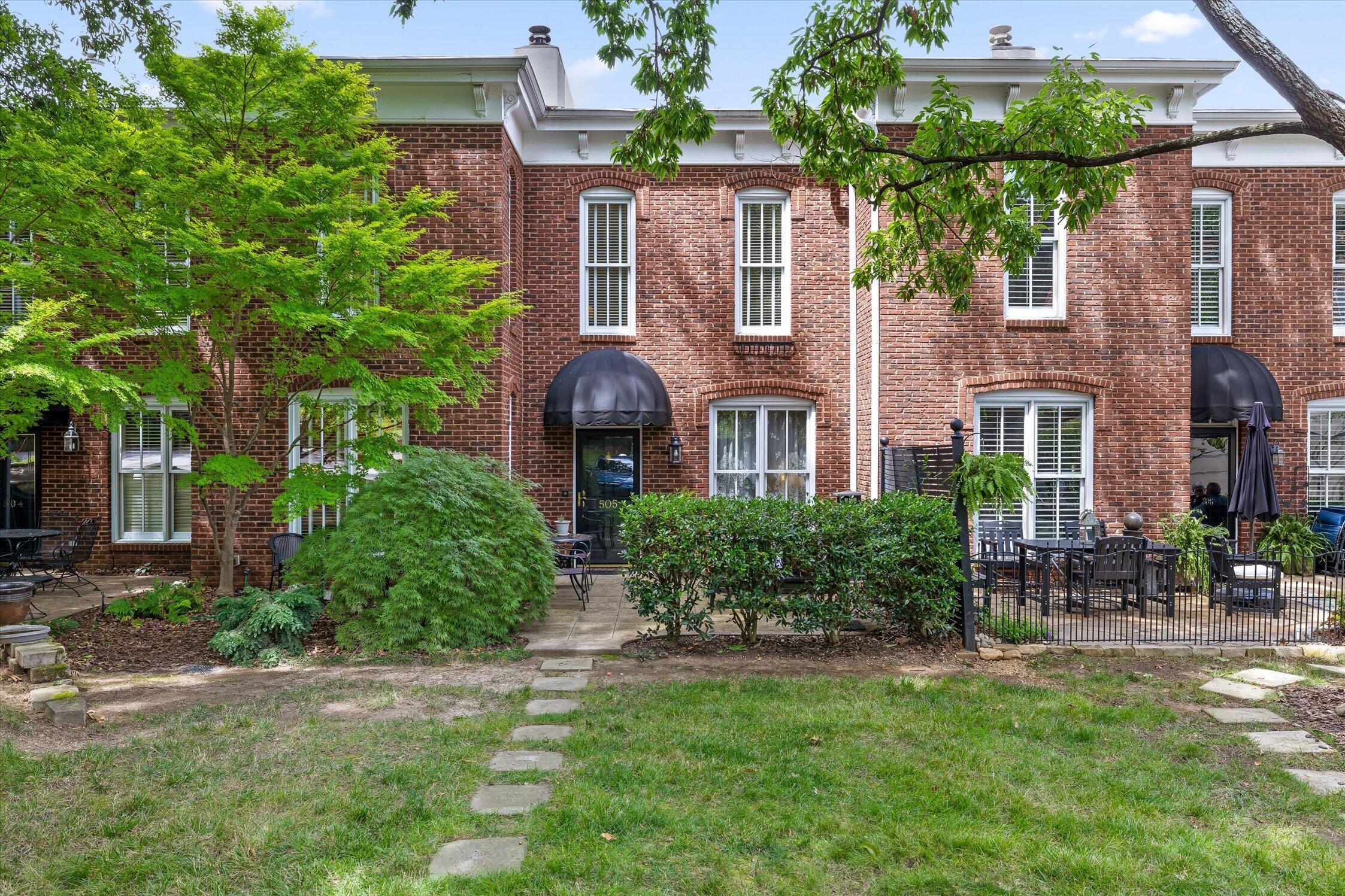 Image 3: 01-505 Lindsay Ct-67