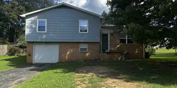 1844 Sequoyah Terrace