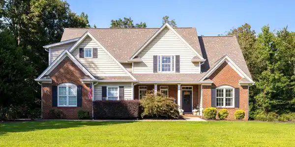 225 Woods Subdivision Lane