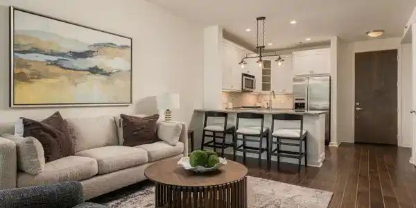 Image 3: Open Floor Design