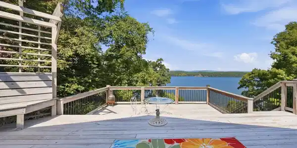 14310 Bluffview Drive