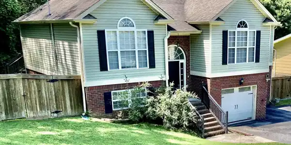Image 2: 4117 Harbor Hills Rd