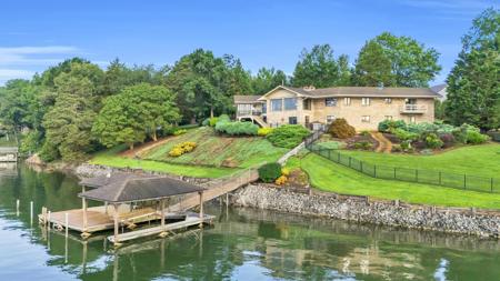 12010 Pine Cove Drive