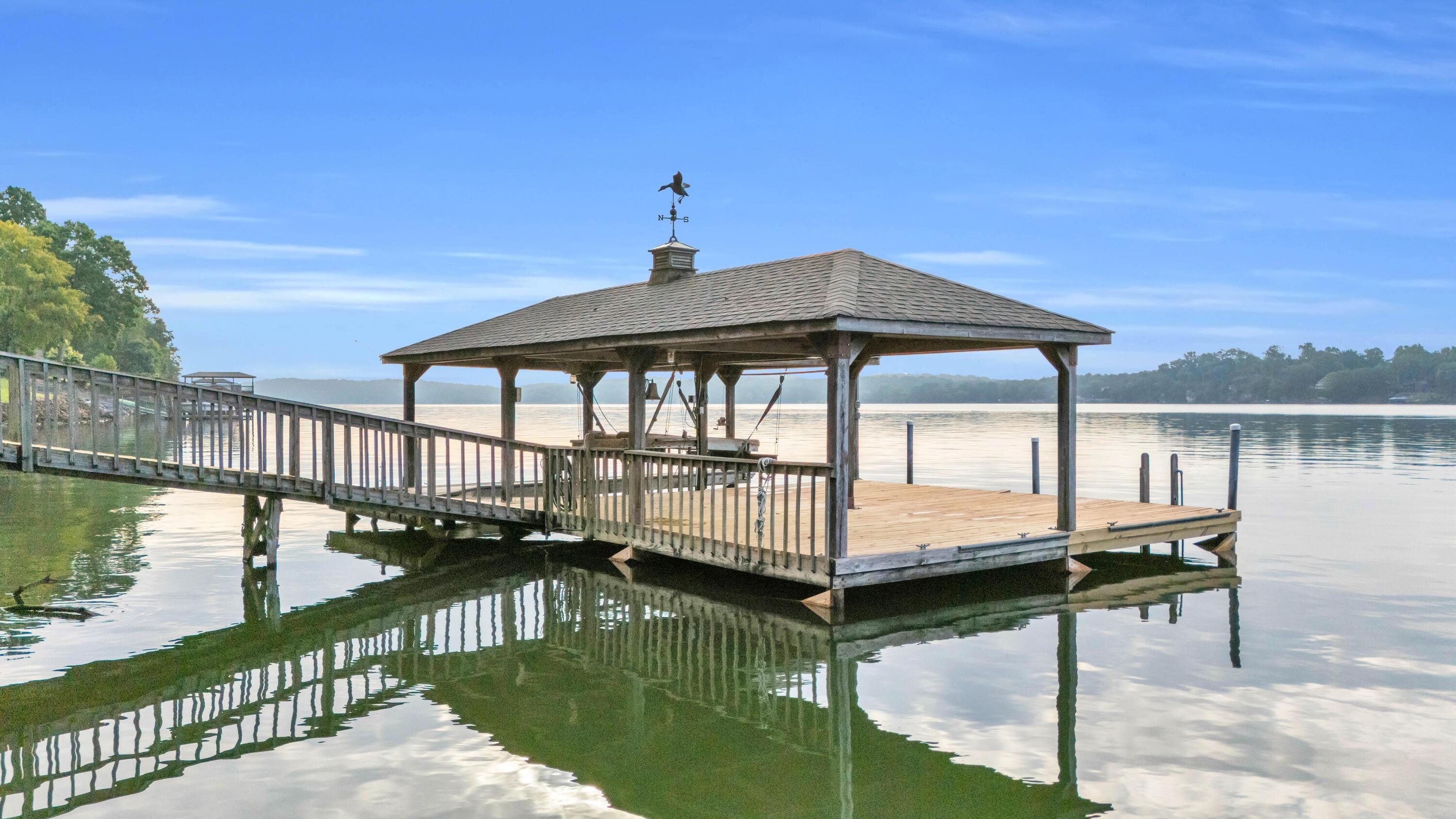 Image 4: 12010 Pine Cove Dr-42 (1)