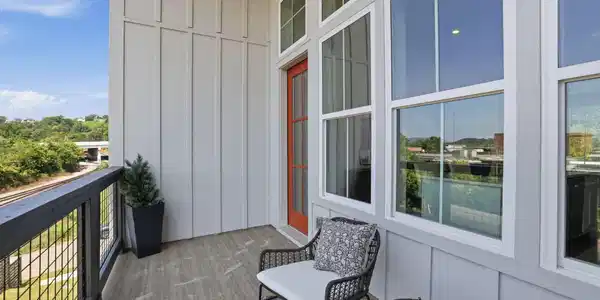 Image 4: Deck 2