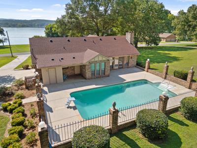 2058 Linwood Circle
