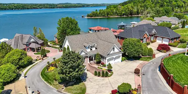 Image 3: 77-4448 Sailmaker Cir-74
