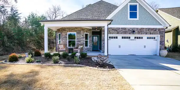 4716 Preserve Dr