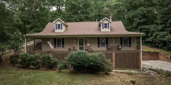 523 Soddy View Ln