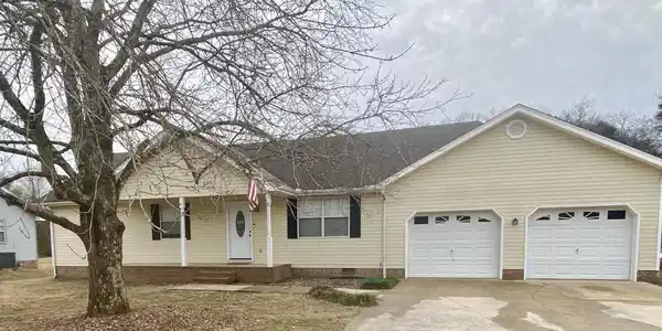 1656 Dallas Lake Rd