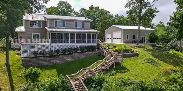 4809 Wind Bluff Circle