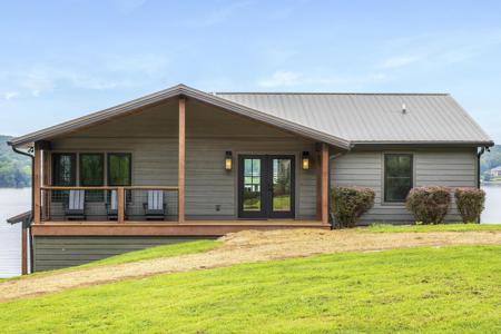 16010 Lakewood Drive